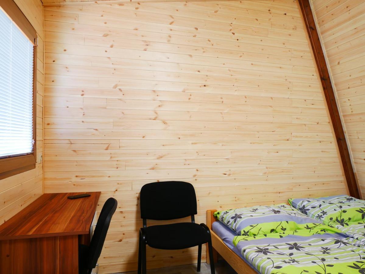 Camping Roznov Hotel Rožnov pod Radhoštěm Eksteriør billede