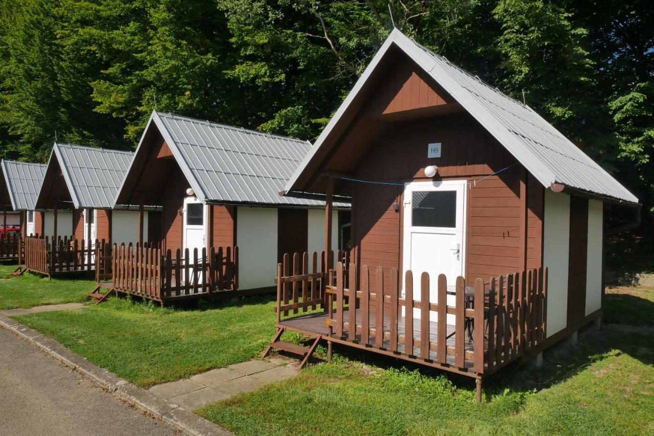 Camping Roznov Hotel Rožnov pod Radhoštěm Eksteriør billede