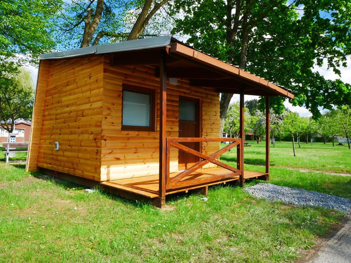 Camping Roznov Rožnov pod Radhoštěm Eksteriør billede