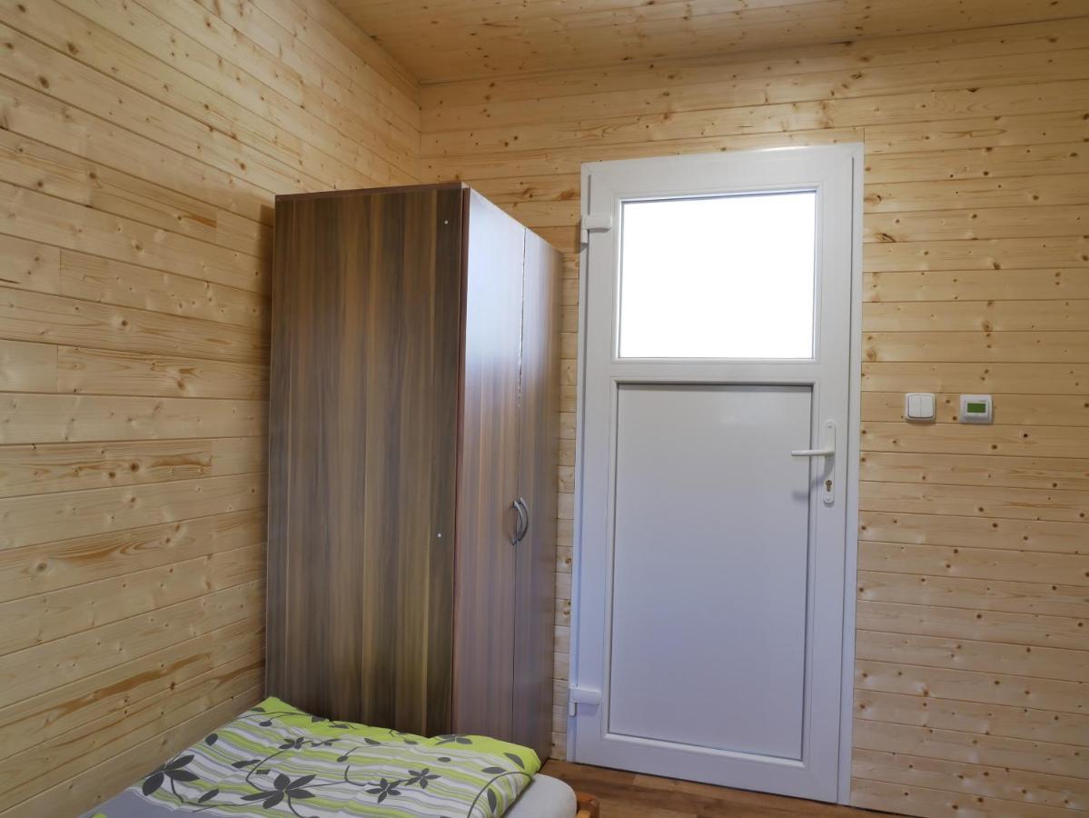 Camping Roznov Hotel Rožnov pod Radhoštěm Eksteriør billede