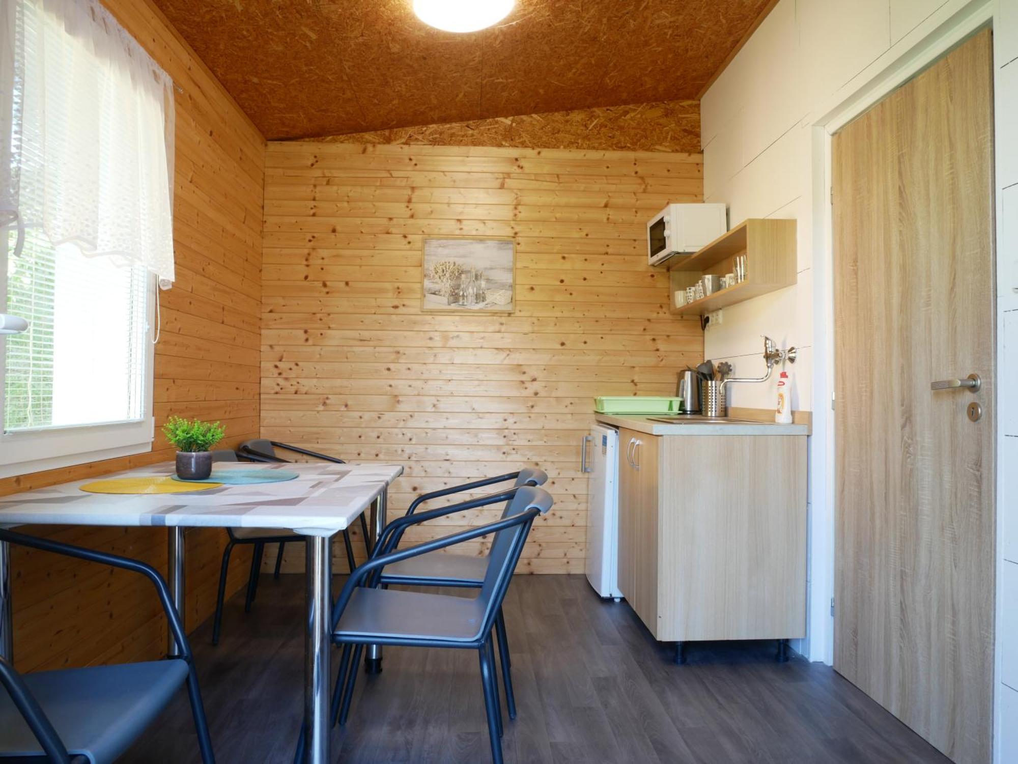 Camping Roznov Rožnov pod Radhoštěm Eksteriør billede