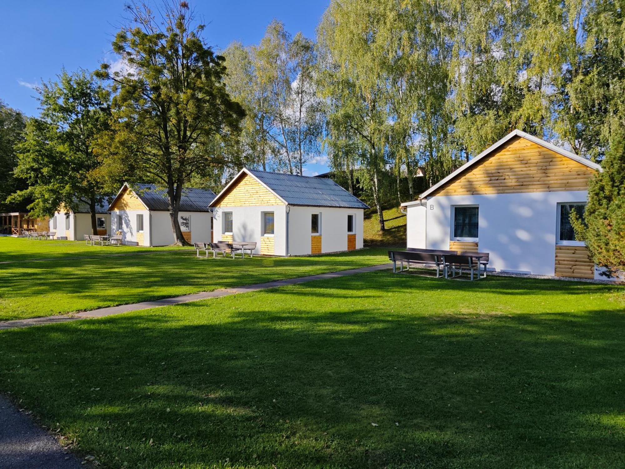 Camping Roznov Rožnov pod Radhoštěm Eksteriør billede