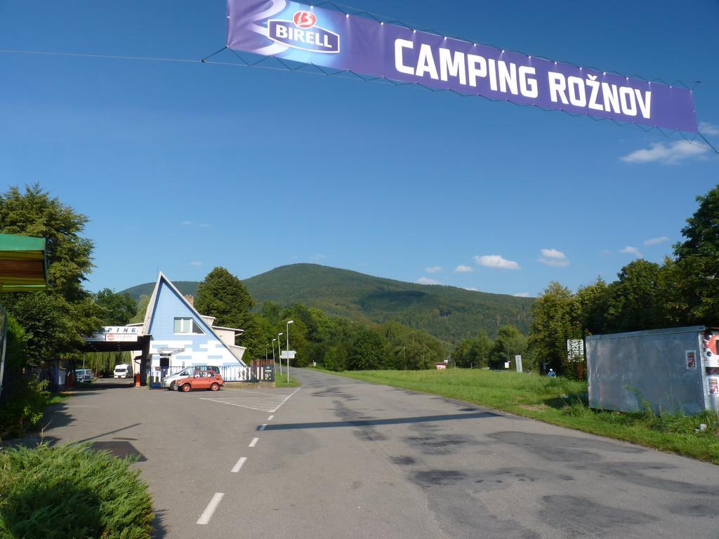 Camping Roznov Hotel Rožnov pod Radhoštěm Eksteriør billede